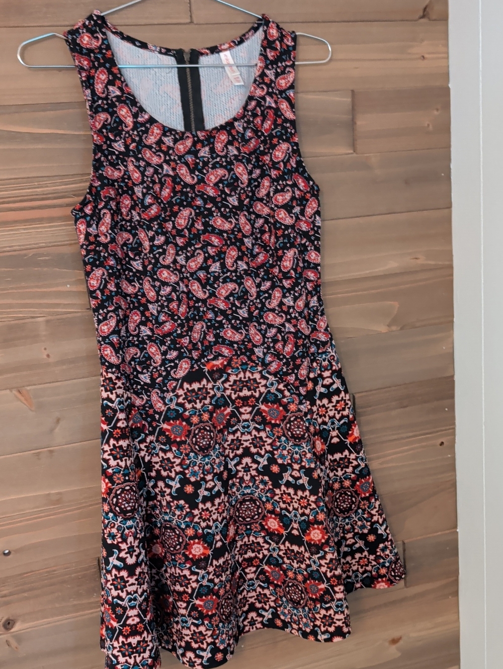 Xhilaration Black Tank Fit-and-Flare Dress with Coral Paisley. Size M